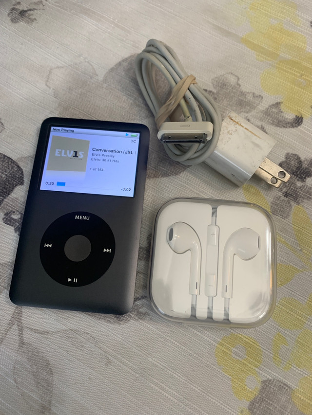 Apple iPod A1238 160GB Classic 7th Generation Black/Gray | iPods