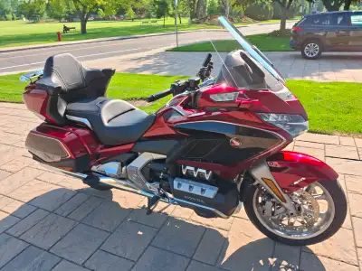 Honda Goldwing 2018 Moteur 1800cc Transmission DCT à 7 rapports Système de coussin gonflable Système...