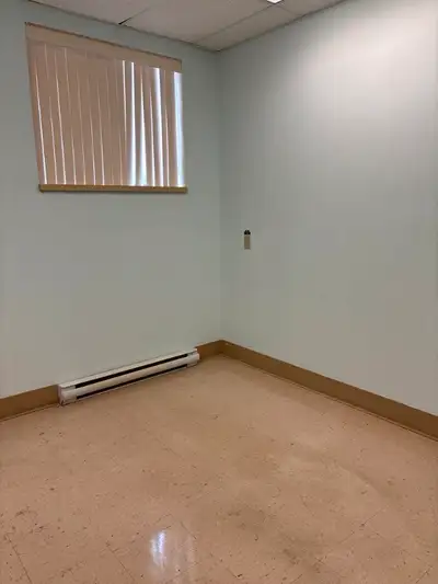 Small office located inside Northside PharmaChoice located at 231 Canada Street. This space is avail...