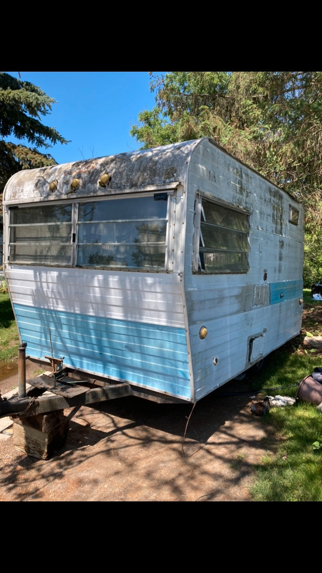 10 vintage retro campers trailers office travel bunkie storage  in Park Models in Barrie - Image 3