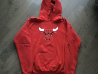Chandail Bulls XL enfant / Chigaco Bulls hoodie kid XL size