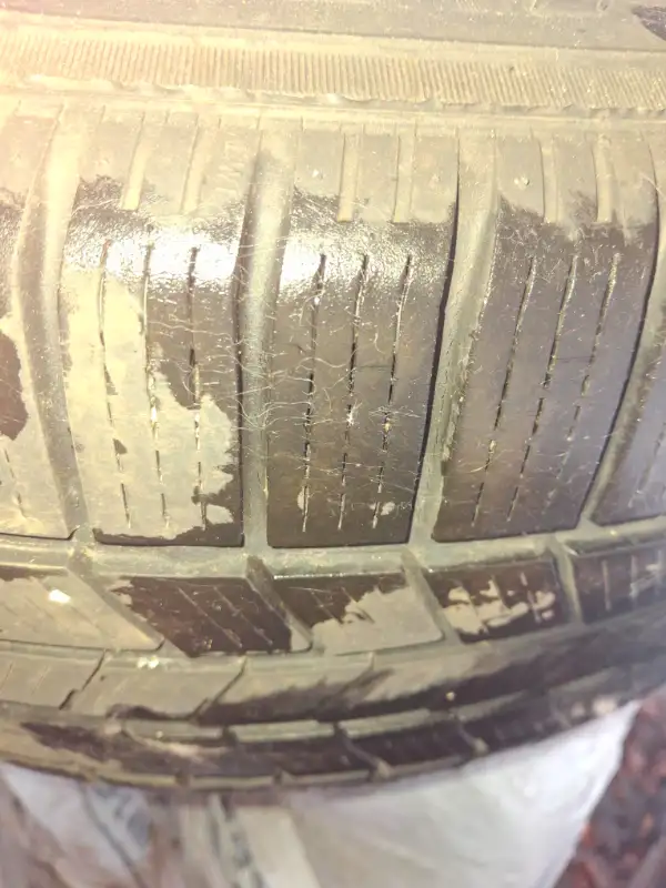 Mercedes Benz Alloy Rims and Tires Set of 4 in Tires & Rims in City of Halifax - Image 4