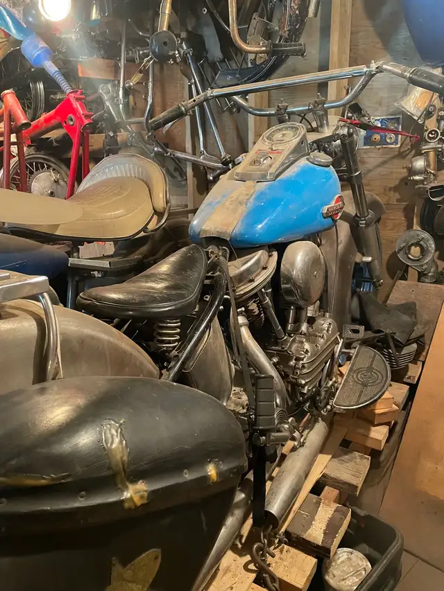 1958 & 1953  Harley-Davidson in Street, Cruisers & Choppers in Whitehorse - Image 3