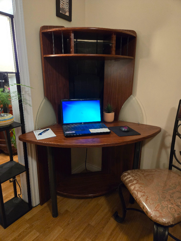 Corner Desk with Hutch $175 in Desks in City of Halifax - Image 3