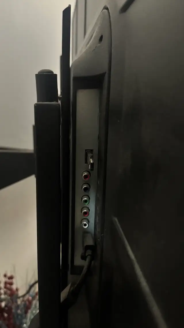 Smart tv  in TVs in Laval / North Shore - Image 4