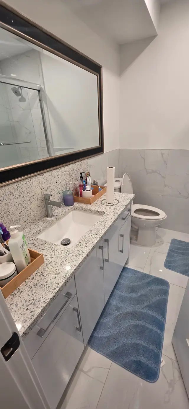 URGENT Private room for rent in Room Rentals & Roommates in Burnaby/New Westminster - Image 6