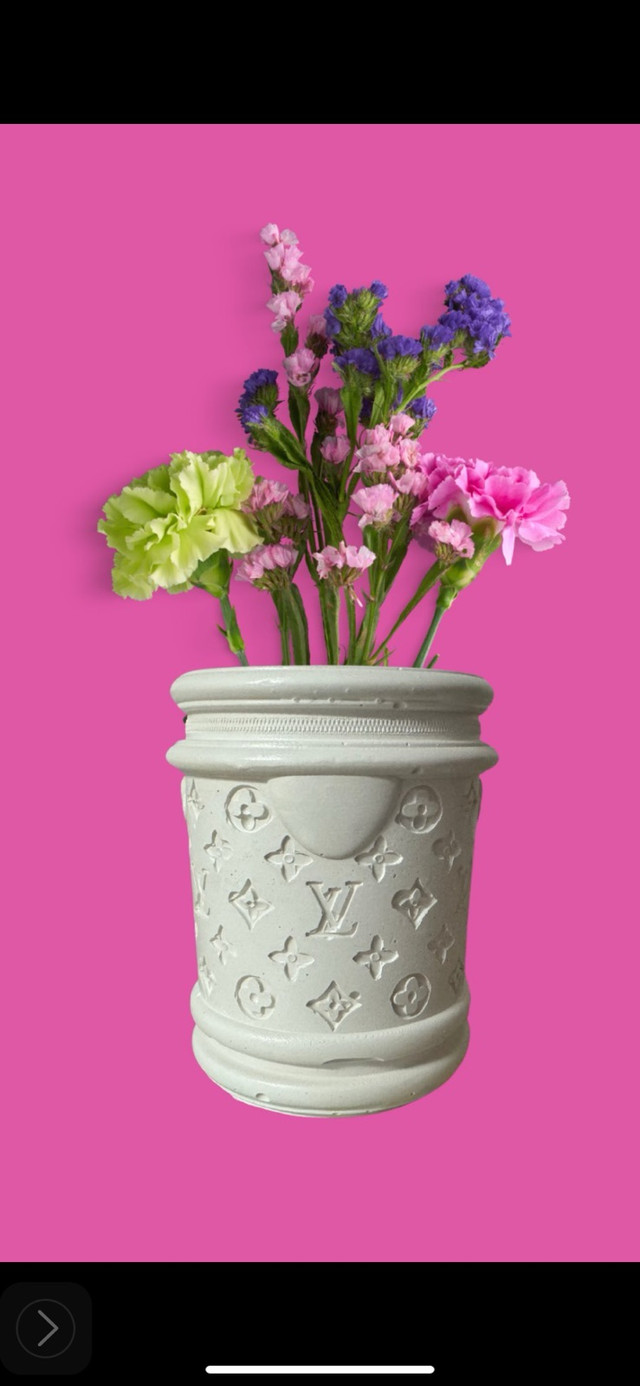 Designer Bag Flower Vases / Pots in Outdoor Décor in Edmonton - Image 2