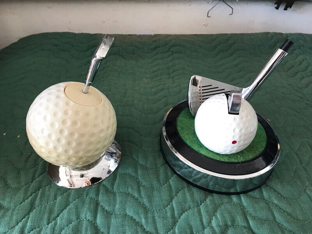 2 NOVELTY GOLF LIGHTERS - BALL STICK & CLUB AND BALL in Arts & Collectibles in Mississauga / Peel Region