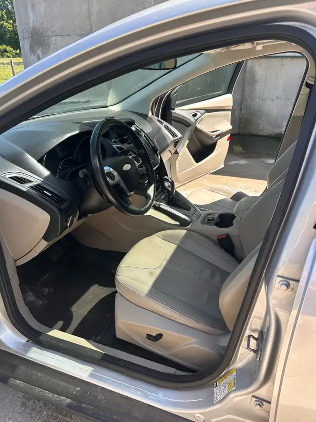 2012 Ford Focus SEL “AS IS”527572016206991365