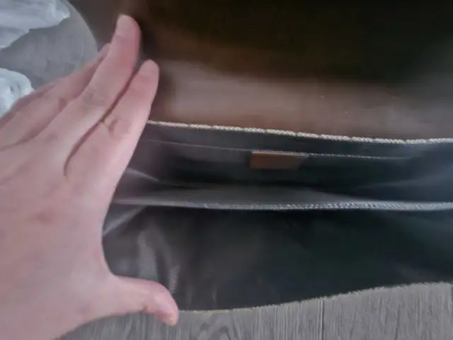Gucci bag in Women's - Bags & Wallets in Markham / York Region - Image 4