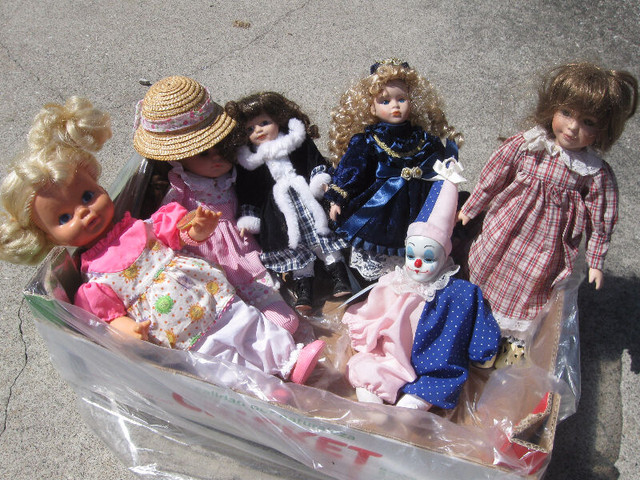 Porcelain Dolls, collectable, in Arts & Collectibles in Leamington