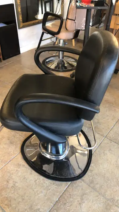 3 Belvedere Professional Styling Chairs at $350 each. The Rolls-Royce of hair salon furniture, perfe...