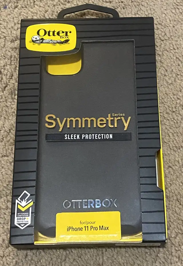 Brand New - Otterbox Symmetry case for Apple iPhone 11 Pro Max in Cell Phone Accessories in Kitchener / Waterloo - Image 2