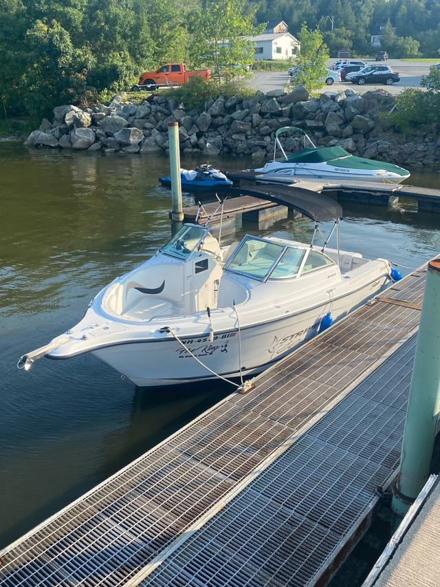 2003 21’ Striper SeaSwirl Sport Bowrider Boat in Personal Watercraft in Saint John