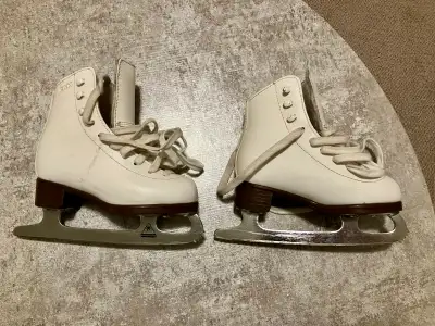 GAM children’s figure skates size 10, View more