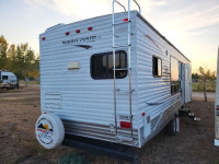 2010 Heartland North Country 29RKS pull trailer