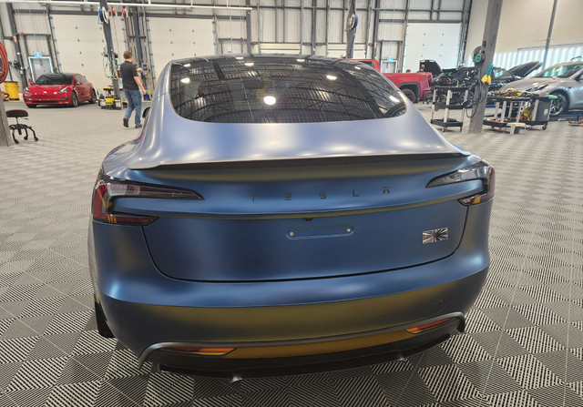 Tesla modèle 3 performance 2024 neuve dans Autos et camions  à Longueuil/Rive Sud - Image 2