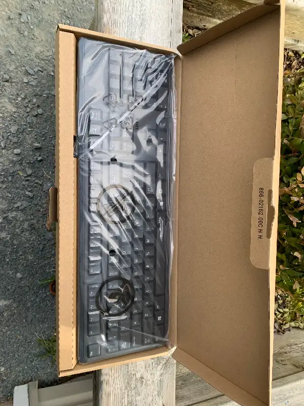 New Dell Computer keyboard in Mice, Keyboards & Webcams in Dartmouth - Image 4