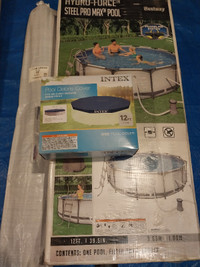 Piscine Steel Pro Max Pool 12ft:  Filter/Ladder /Solar