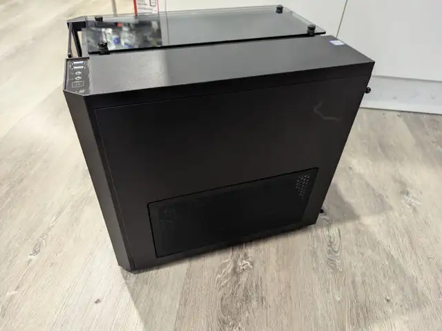 Corsair Crystal Series 280X Dual chamber MATX gaming case in Desktop Computers in Markham / York Region - Image 4