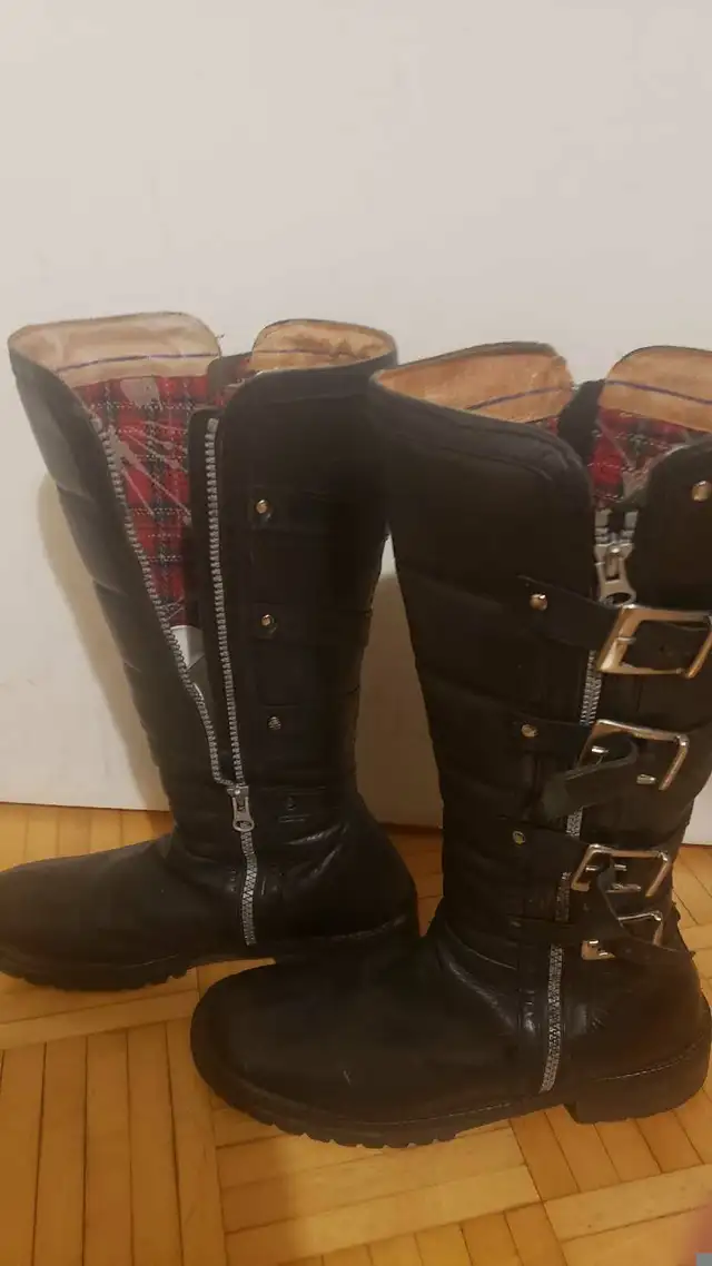 Women's Funky Leather  Boots in Women's - Shoes in City of Toronto - Image 6