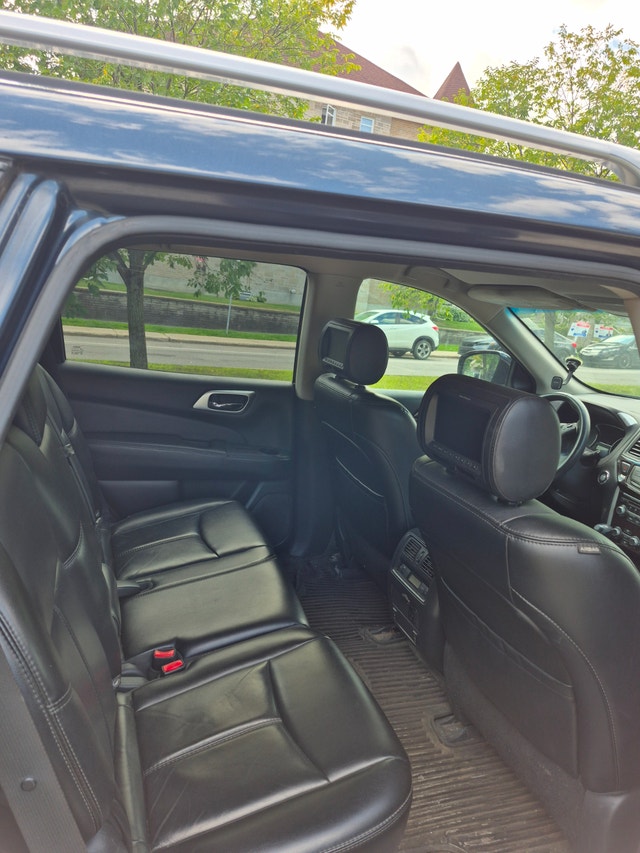 Nissan Pathfinder SL