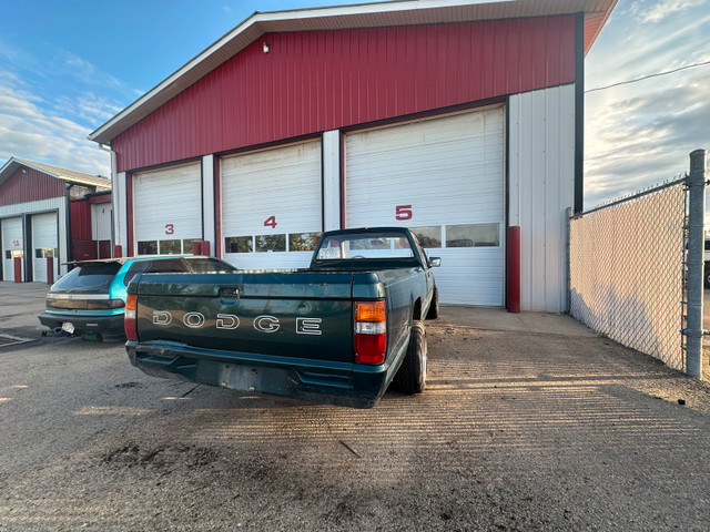 92 dodge ram 50 in Cars & Trucks in Edmonton - Image 2