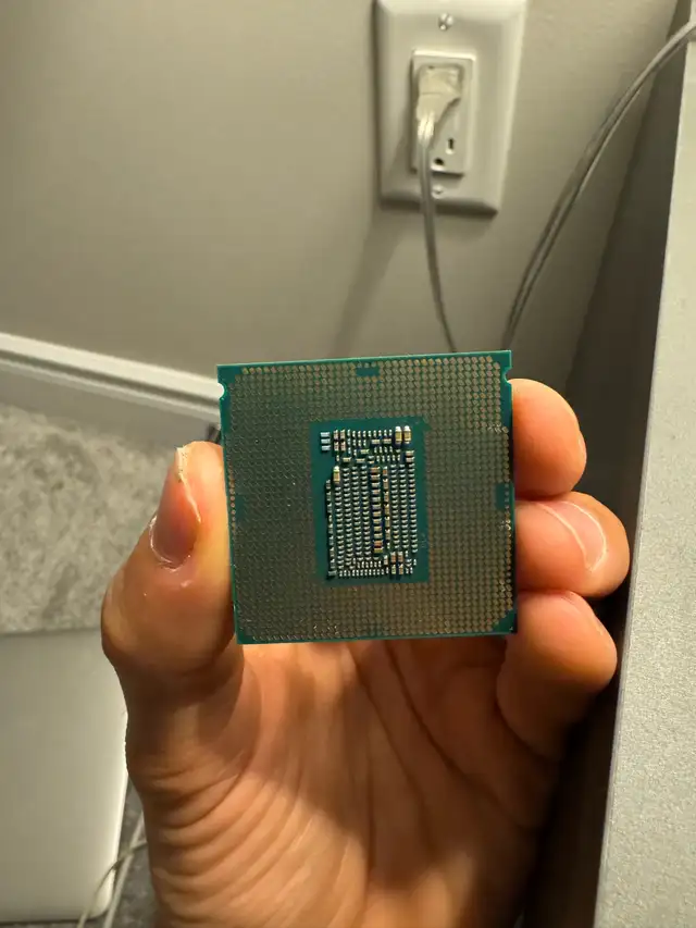 Intel i7-9700K 3.60GHz595521311889182721
