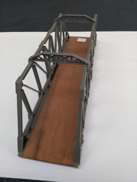 Tri-ang model train OO/HO scale double bridge