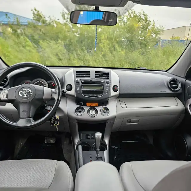 2007 Toyota Rav 4 in Cars & Trucks in Winnipeg - Image 7