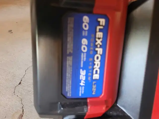 toro snowblower  in Snowblowers in Belleville - Image 4