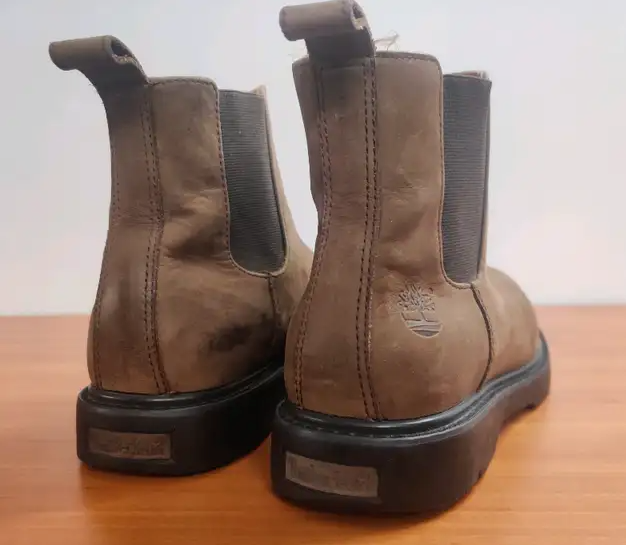 Timberland Chelsea Slip On Boots | Womens 8 US in Women's - Shoes in Mississauga / Peel Region - Image 4