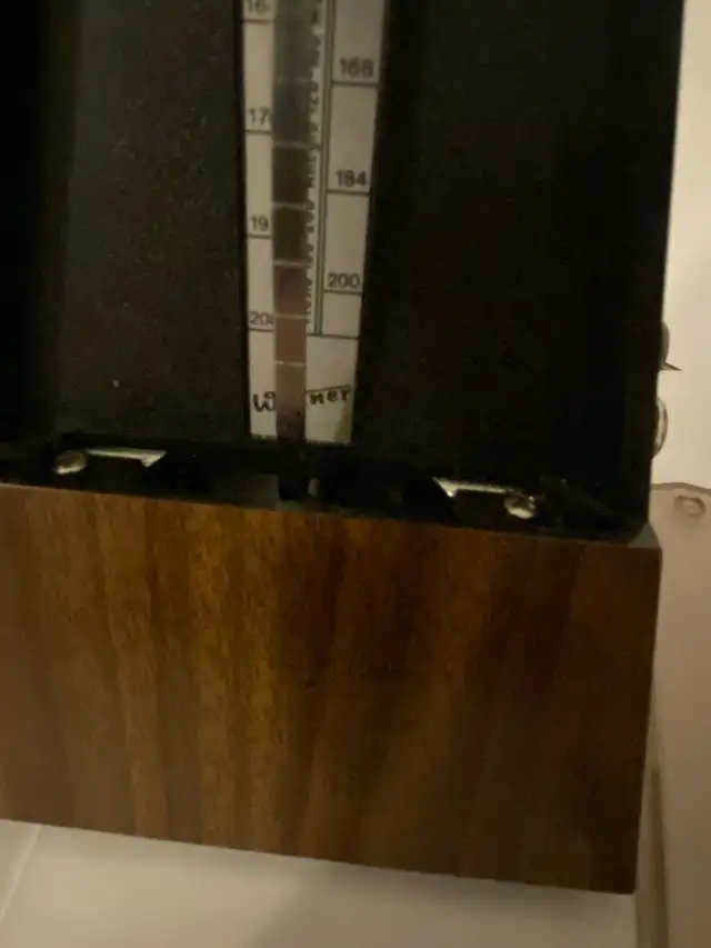 Wittner Plastic Case Metronome with Bell. in Other in Markham / York Region - Image 8