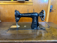 Antique Husqvarna (Viking) CB-N Sewing Machine