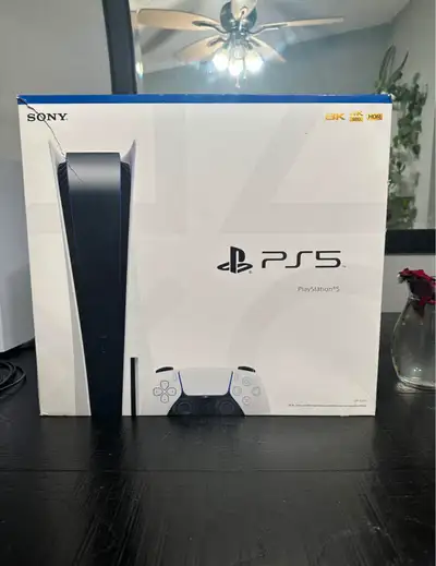 Excellent condition Adult owned Playstation 5 Disc 1TB 1 Controller , Wires Price is Firm No trades