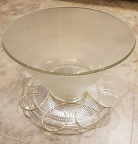 Vintage Norse Pattern Glass Punch Bowl Set