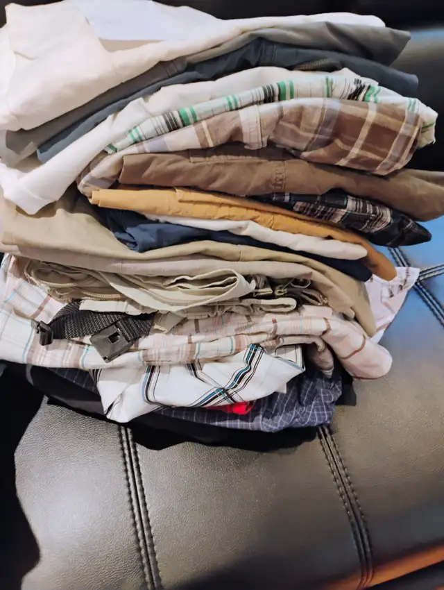 All kinds of men's WINTER  clothing, ALL AROUND 400 PLUS PEICES in Men's in Mississauga / Peel Region - Image 6