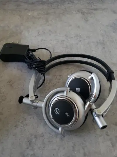 Plantronics Sound Innovation 590A Bluetooth Stereo Headset. I only have the headsets, power supply a...