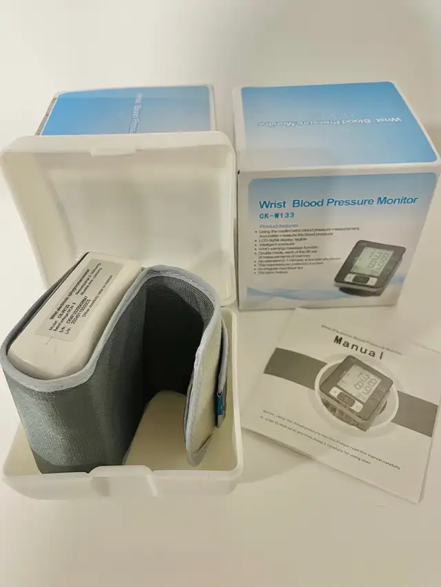 Brand New Wrist Blood Pressure Monitor in Health & Special Needs in Markham / York Region - Image 3