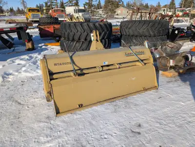 Good used condition, model RTA 2072 Land Pride rototiller, comes with a few extra tines and all part...