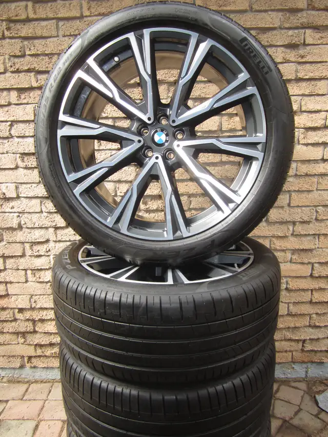 2024 BMW X7 OEM Y spoke 22" staggered summer wheel set style 758 in Tires & Rims in City of Toronto - Image 3