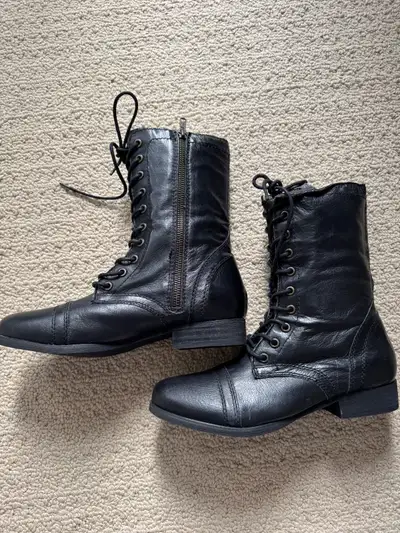 NEW Black Leather Ropers, ladies 8.5, View more