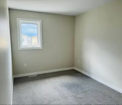 Private bedroom for rent