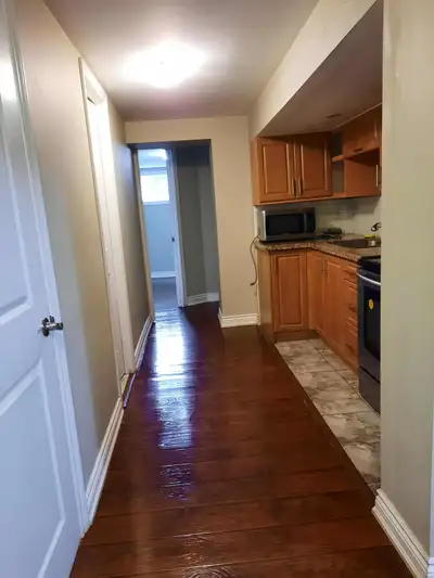 A basement apartment with two bedrooms in a secure, quiet location is ready for immediate move-in. I...