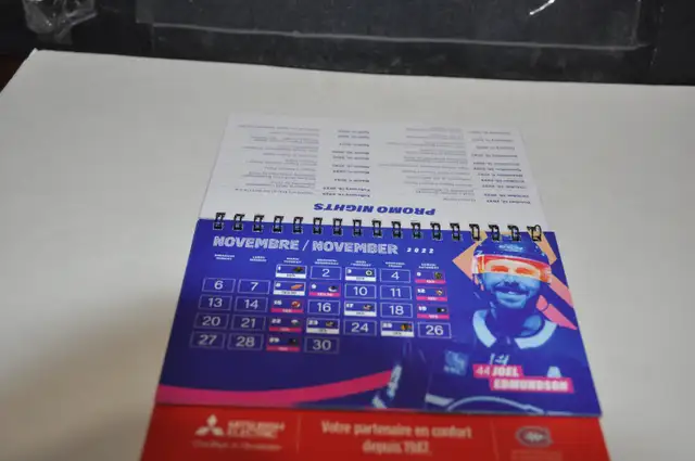 montreal canadiens hockey club nhl season 2022-2023 desk small c in Arts & Collectibles in Victoriaville - Image 10