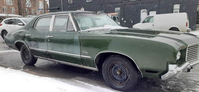 1972 4 door cutlass in Classic Cars in City of Toronto - Image 2