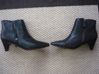 Forever 21 "bootie heels boots" shoes (New)