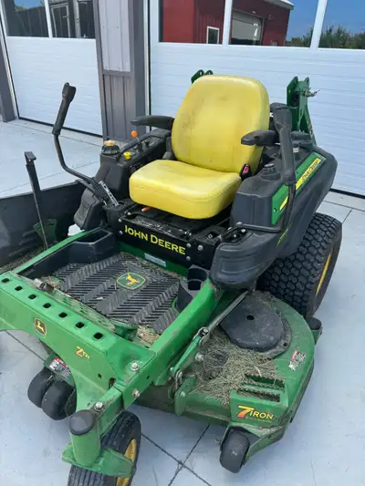 John Deere Zero Turn Z960R, View more
