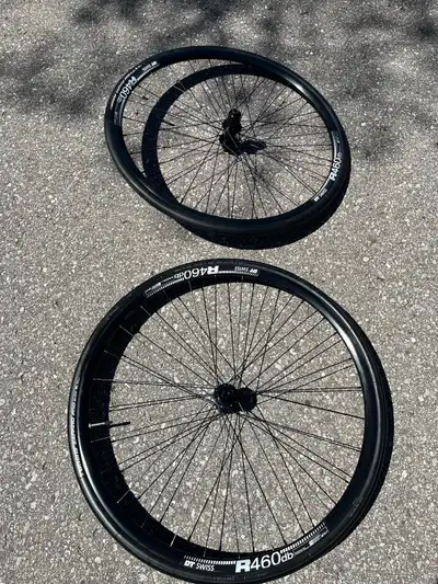 Brand new road bike wheelset DT Swiss R460 DB, View more