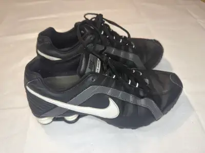 Nike Shox Junior 2011 Women's Sz 8.5 Shoes Sneakers 454339-002, View more